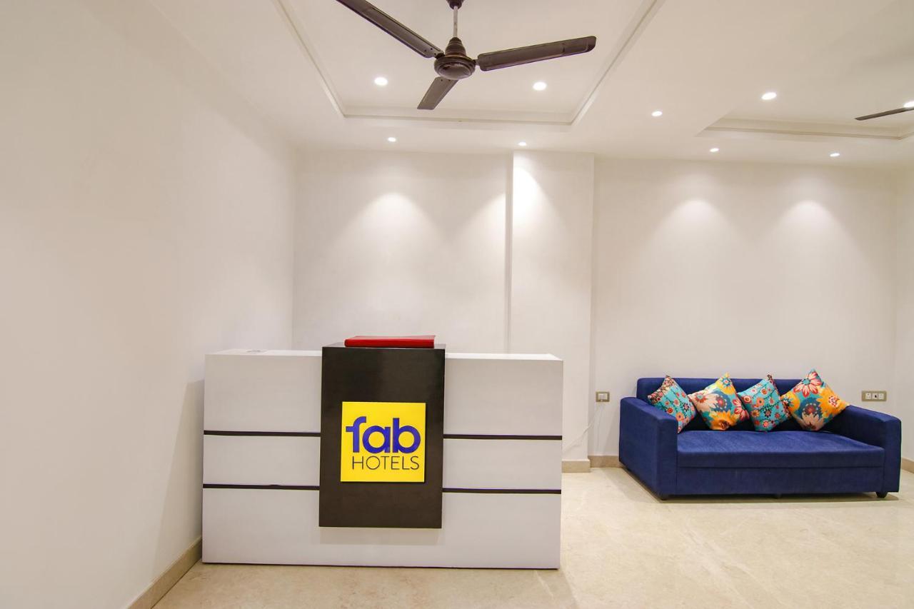 Fabhotel La Serene Bnb- Ashok Vihar New Delhi Extérieur photo